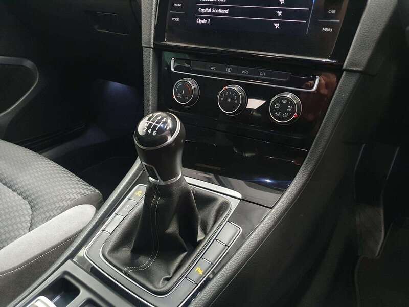 Used Volkswagen Golf 2019 for sale - 77045035: Photo 19