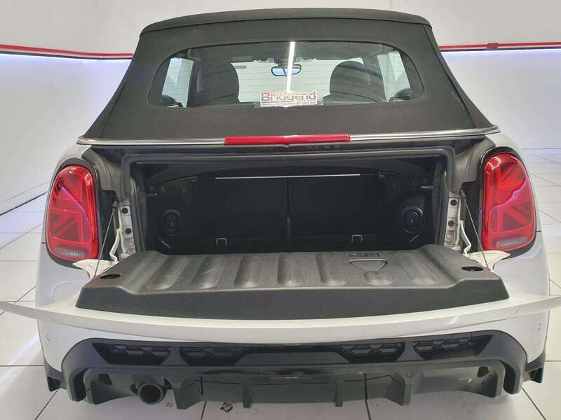 Used MINI Convertible 2022 for sale - 77814656: Photo 8