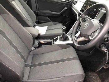 Used Volkswagen T-Roc 2024 for sale - 75401444: Photo
