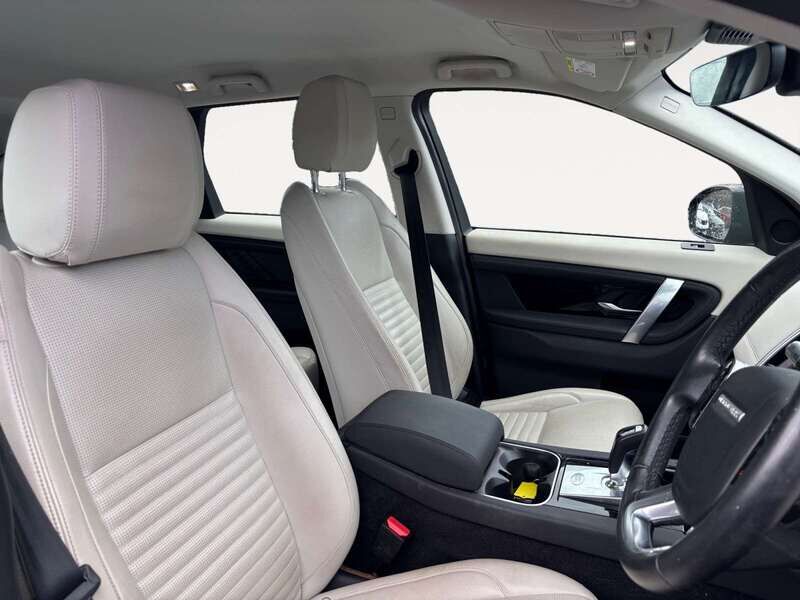 Used Land Rover Discovery Sport 2019 for sale - 78040457: Photo 5