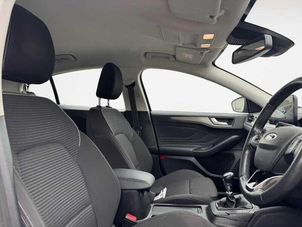 Used Ford Focus 2020 for sale - 76294526: Photo 4