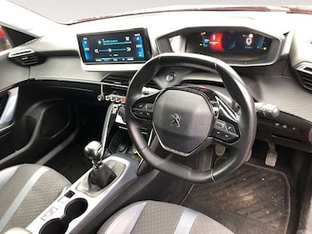 Used Peugeot 2008 2020 for sale - 79195713: Photo