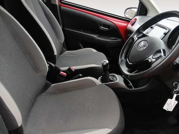 Used Toyota AYGO 2020 for sale - 77543757: Photo