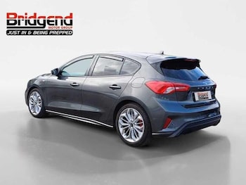 Used Ford Focus 2020 for sale - 76296039: Photo 3