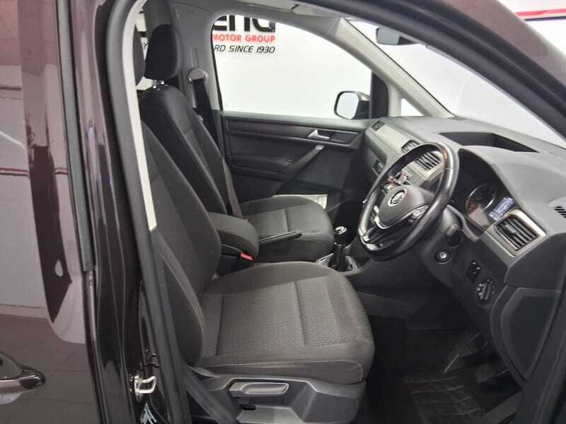 Used Volkswagen Caddy Maxi Life 2017 for sale - 77814711: Photo 12