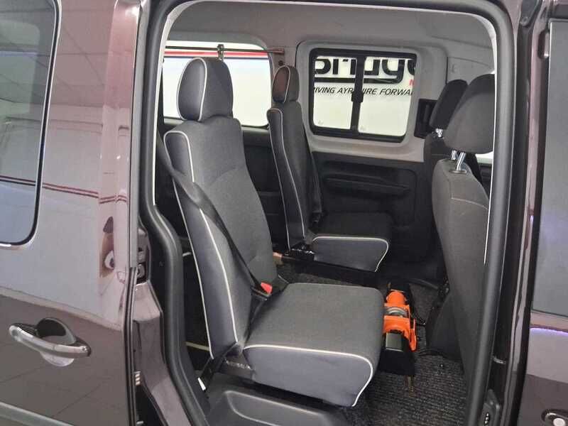 Used Volkswagen Caddy Maxi Life 2017 for sale - 77814711: Photo 13