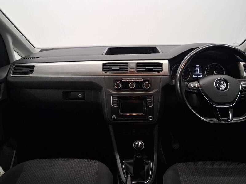 Used Volkswagen Caddy Maxi Life 2017 for sale - 77814711: Photo 17