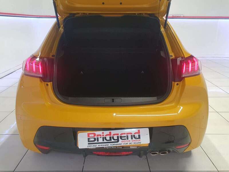 Used Peugeot 208 2023 for sale - 77813968: Photo 8