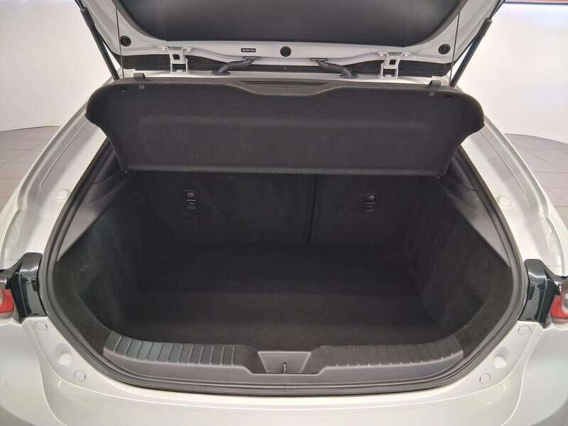 Used Mazda Mazda3 for sale - 77490988: Photo 8