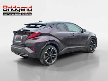 Used Toyota C-HR 2022 for sale - 77379452: Photo