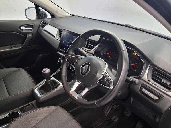 Used Renault Captur 2022 for sale - 76136531: Photo 10