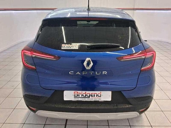 Used Renault Captur 2022 for sale - 76136531: Photo 5