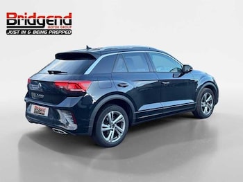 Used Volkswagen T-Roc 2022 for sale - 77284011: Photo