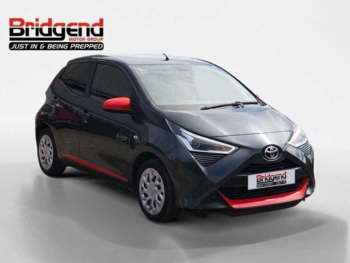 2019 (68) - 1.0 VVT-i x-play Hatchback 5dr