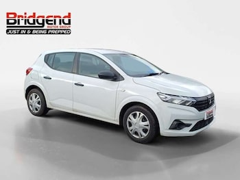 1.0 SCe Essential Hatchback 5dr