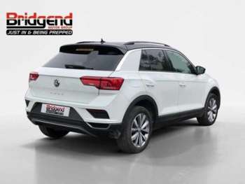 Used Volkswagen T-Roc 2019 for sale - 74957780: Photo