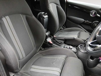 Used MINI Hatch 2019 for sale - 78906087: Photo