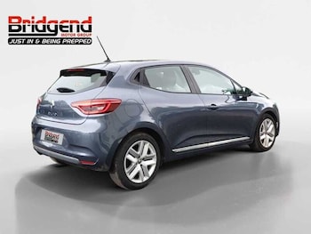 Used Renault Clio 2020 for sale - 79101542: Photo
