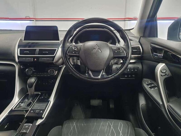 Used Mitsubishi Eclipse Cross 2020 for sale - 76138315: Photo 10