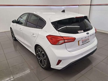 Used Ford Focus 2020 for sale - 79070561: Photo