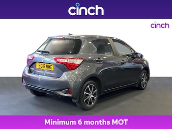 Used Toyota Yaris 2018 for sale - 75549445: Photo