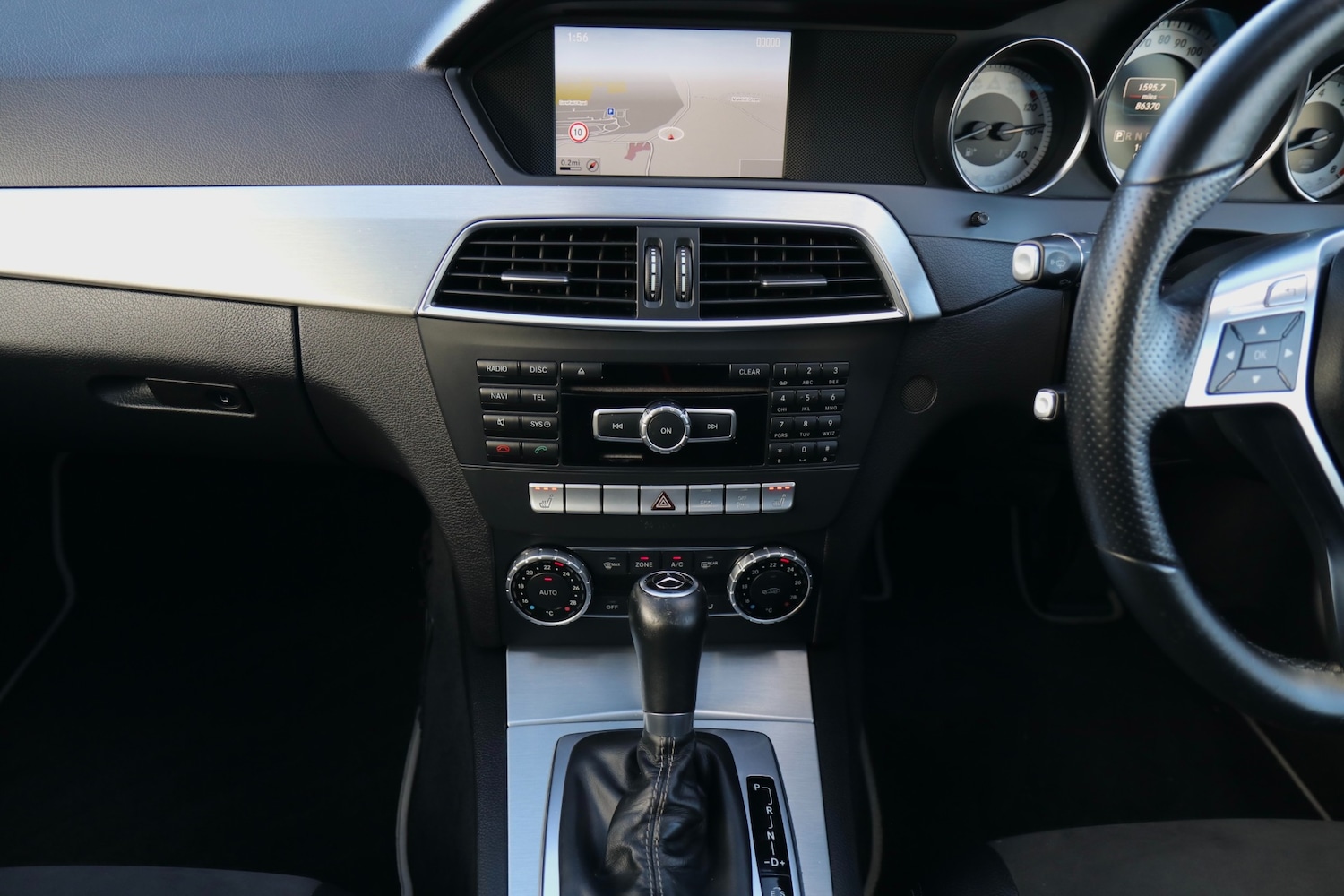 Used Mercedes-Benz C Class 2014 for sale - 77262274: Photo 11