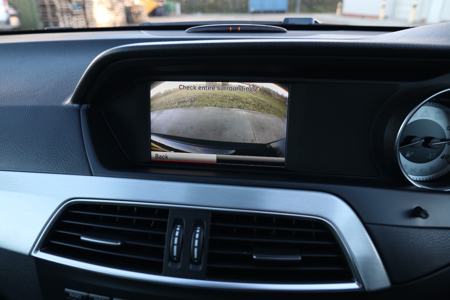 Used Mercedes-Benz C Class 2014 for sale - 77262274: Photo 15