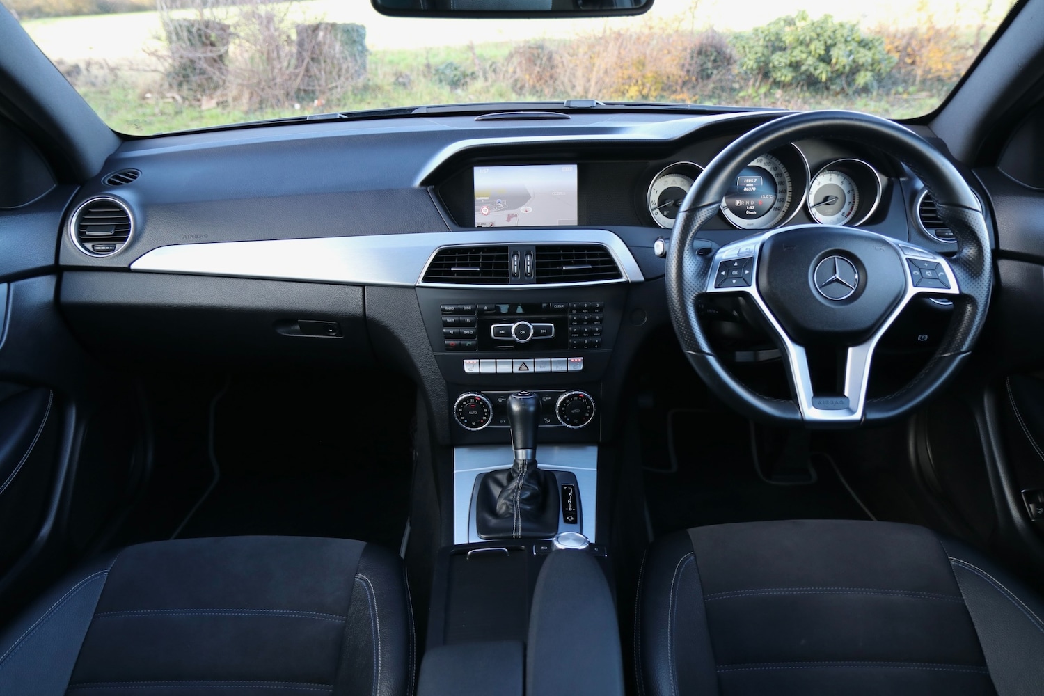 Used Mercedes-Benz C Class 2014 for sale - 77262274: Photo 41