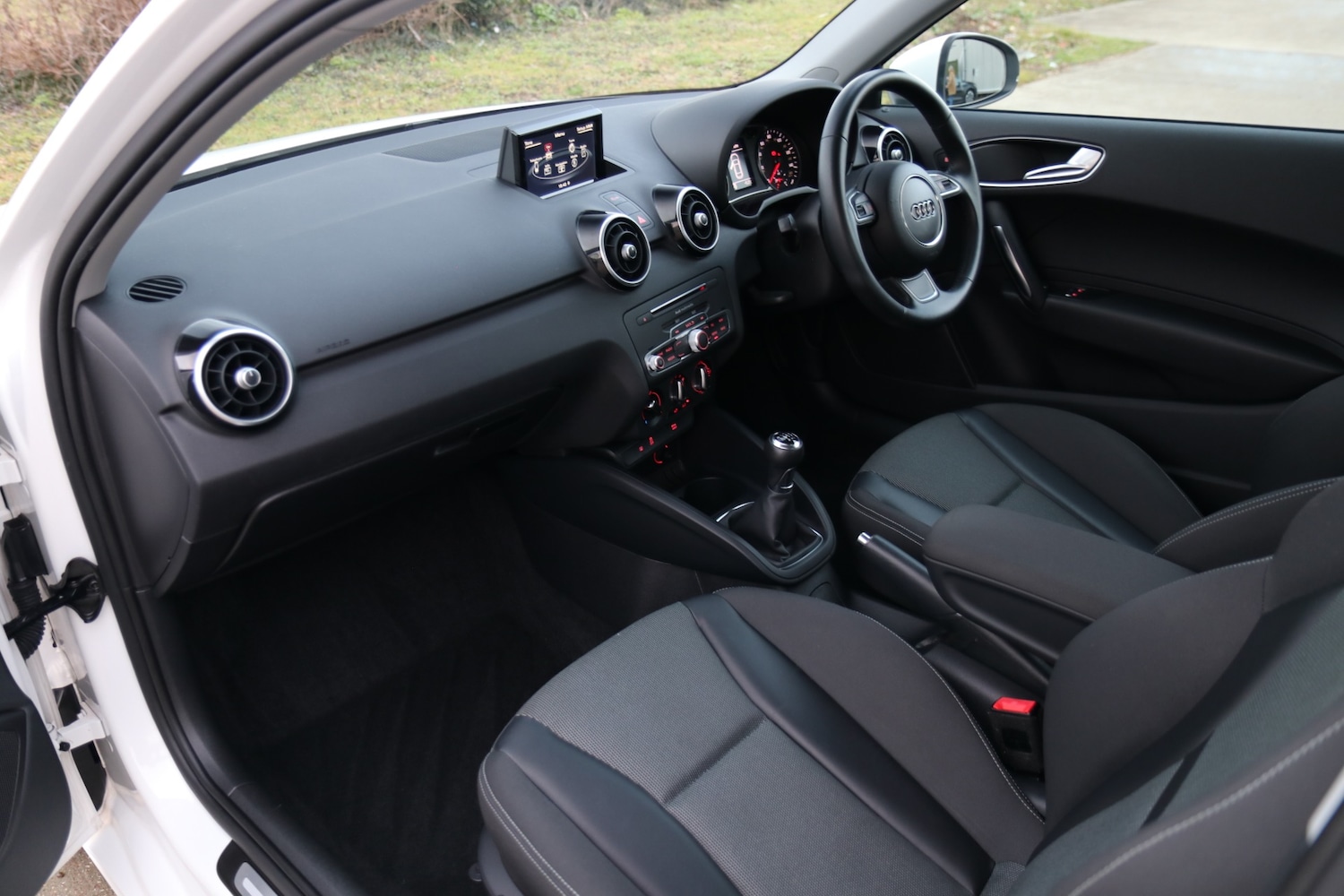 Used Audi A1 2016 for sale - 77261977: Photo 27