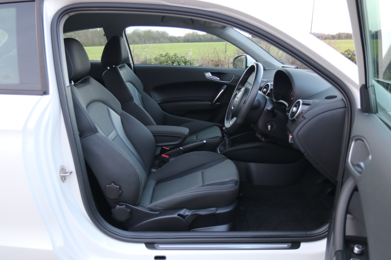 Used Audi A1 2016 for sale - 77261977: Photo 28