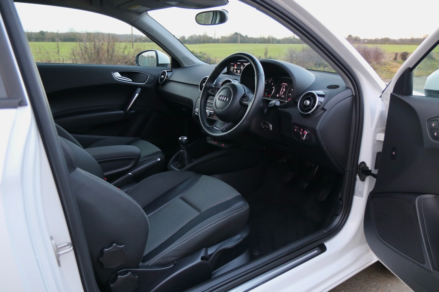 Used Audi A1 2016 for sale - 77261977: Photo 9