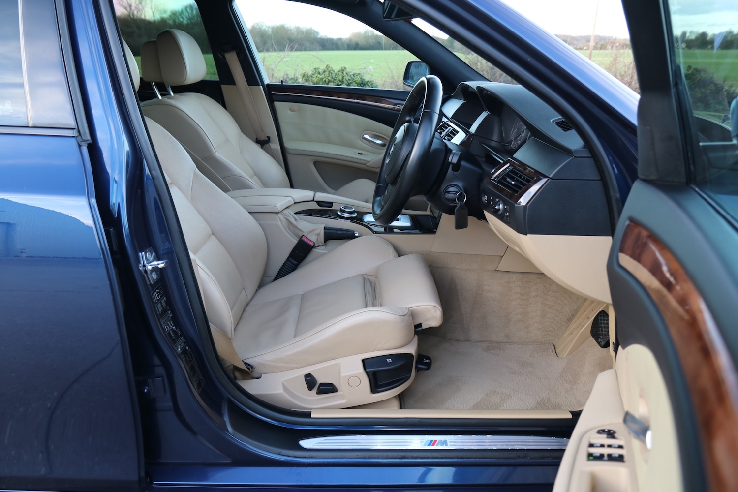 Used BMW 5 Series 2008 for sale - 77319923: Photo 30