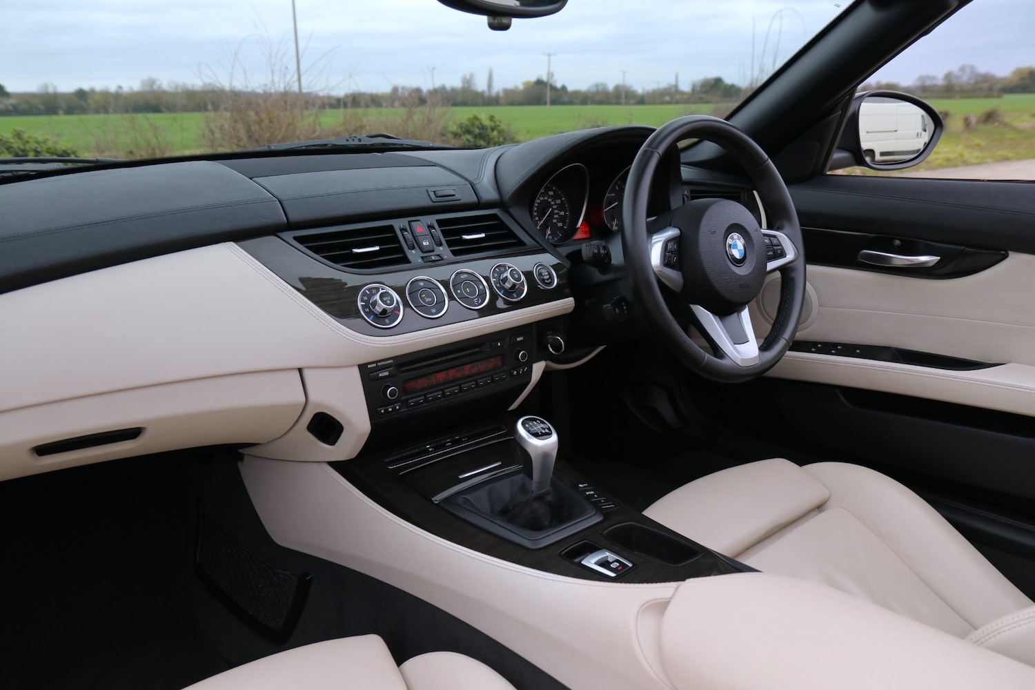 Used BMW Z4 2010 for sale - 78012649: Photo 11