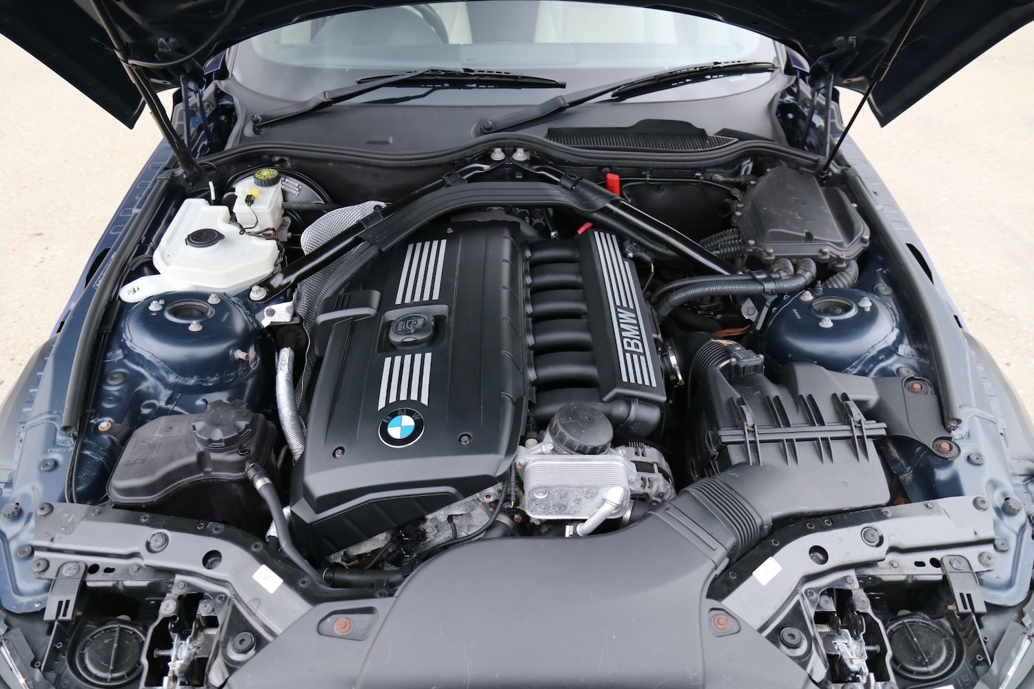 Used BMW Z4 2010 for sale - 78012649: Photo 38