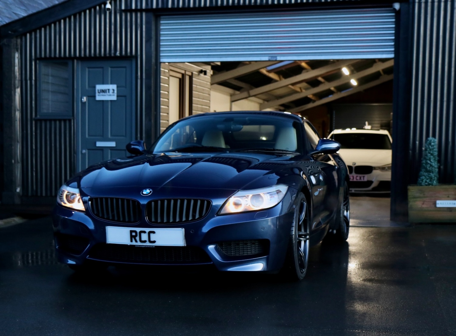 Used BMW Z4 2011 for sale - 77975990: Photo 17