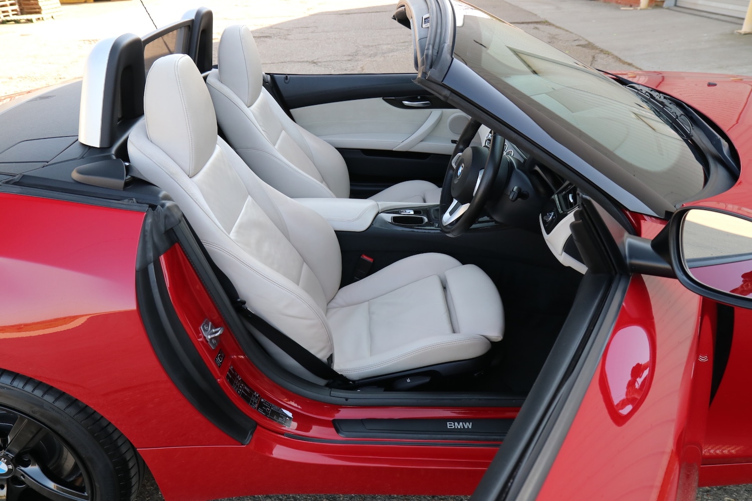Used BMW Z4 2011 for sale - 77975990: Photo 33