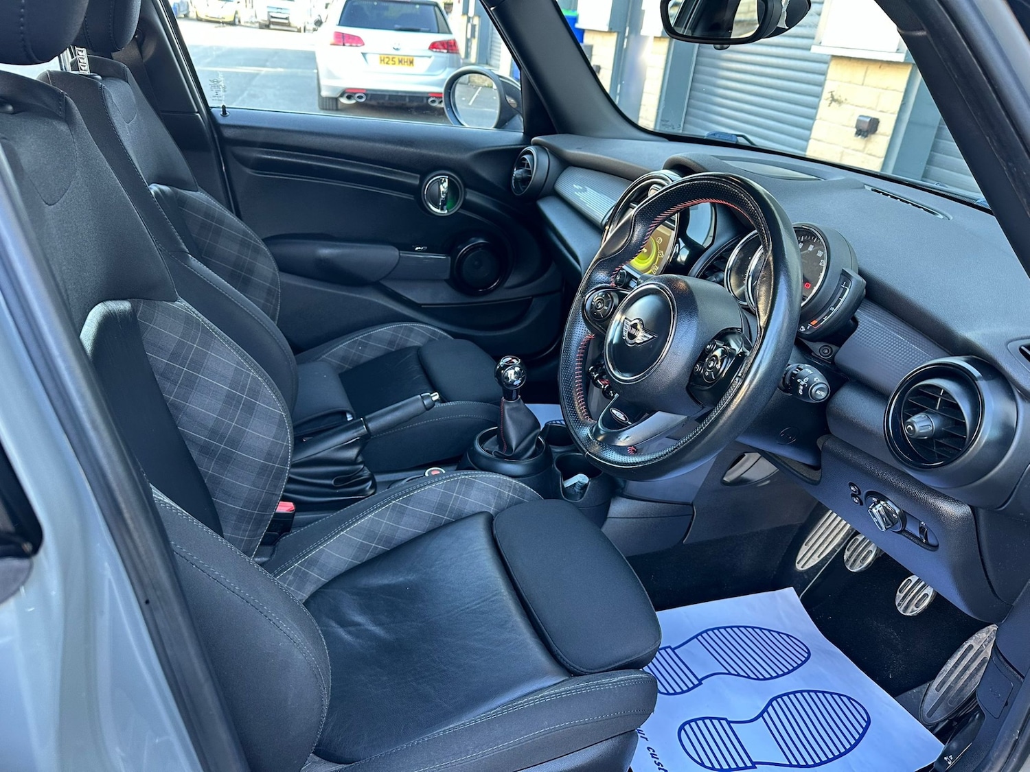 Used MINI Hatch 2017 for sale - 77584770: Photo 12