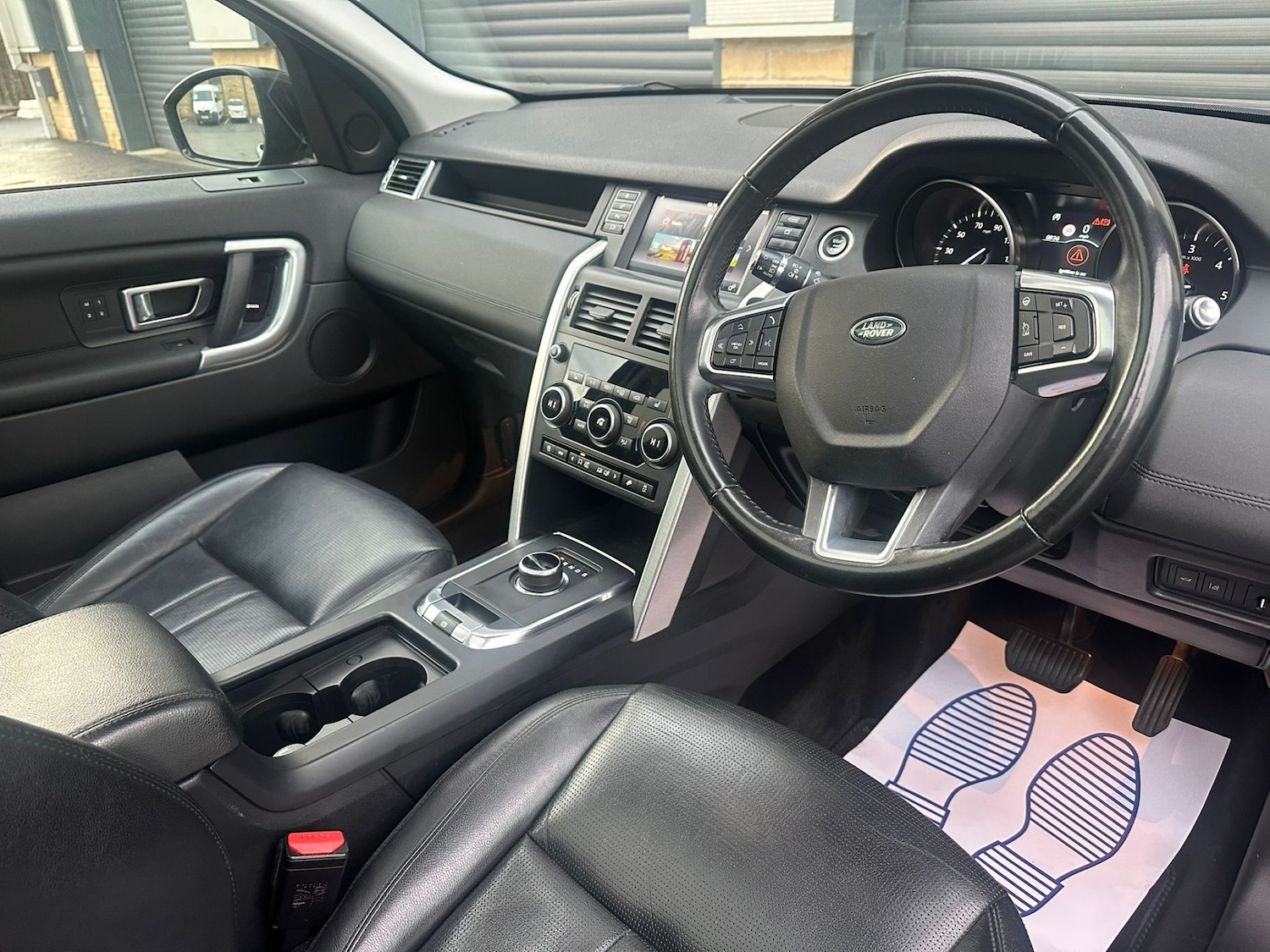 Used Land Rover Discovery Sport 2018 for sale - 76723380: Photo 12