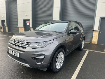 Used Land Rover Discovery Sport 2018 for sale - 76723380: Photo