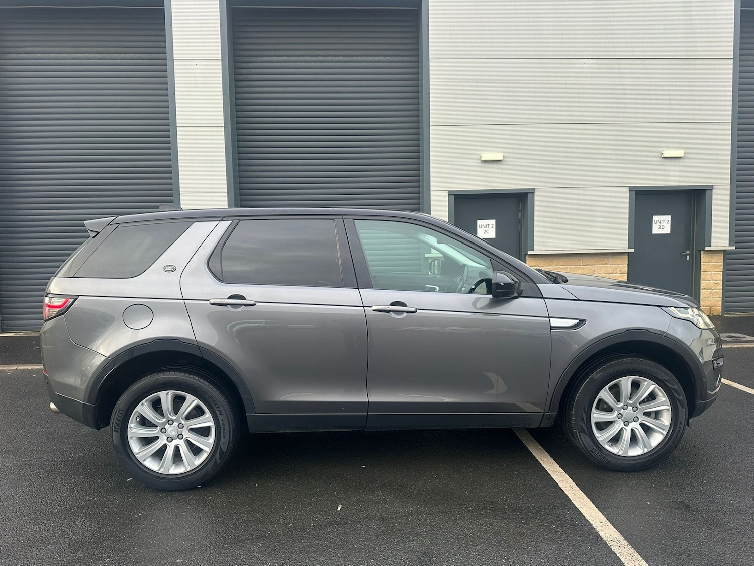 Used Land Rover Discovery Sport 2018 for sale - 76723380: Photo 9