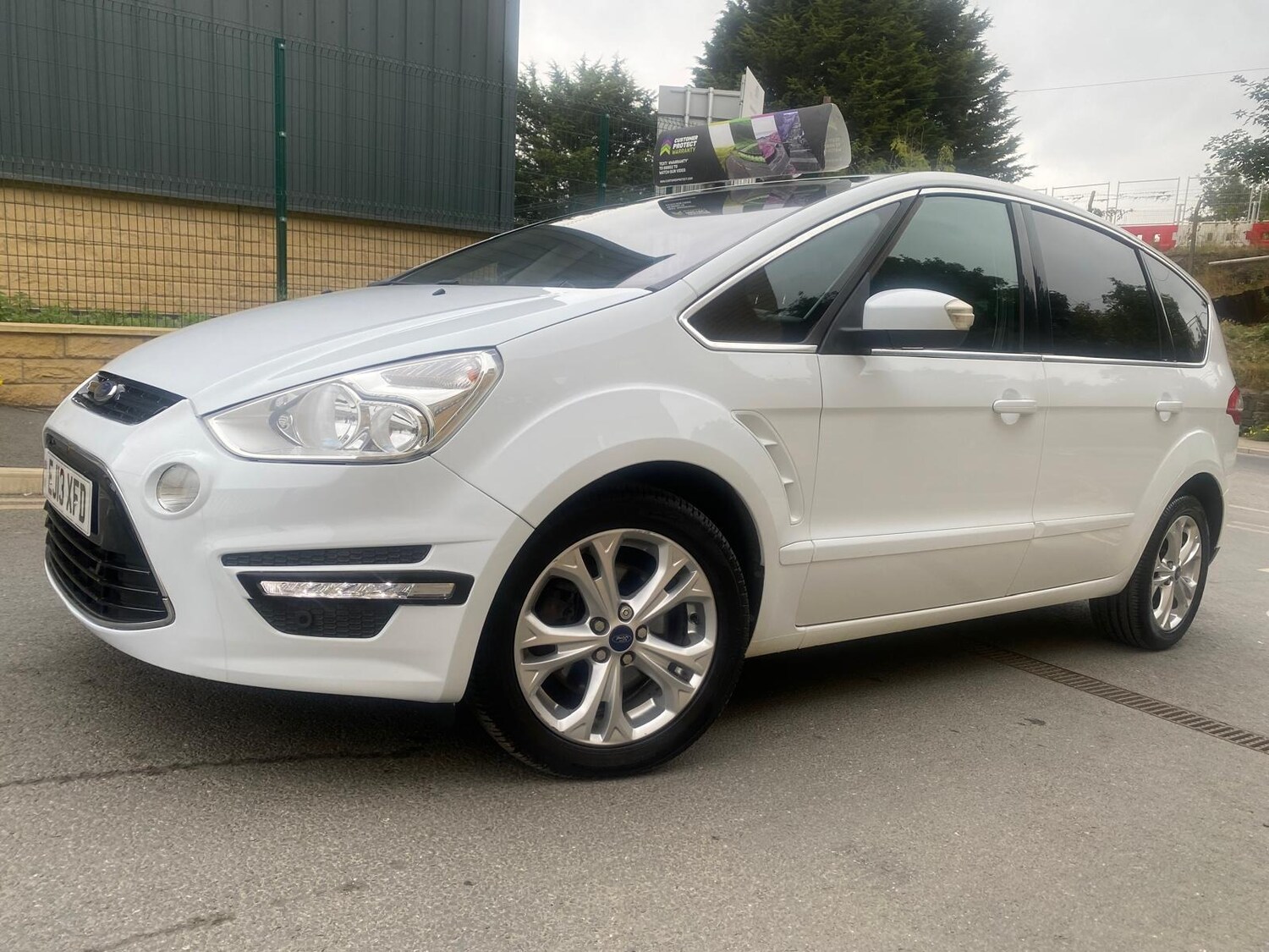 Used Ford S-Max 2013 for sale - 72336927: Photo 11