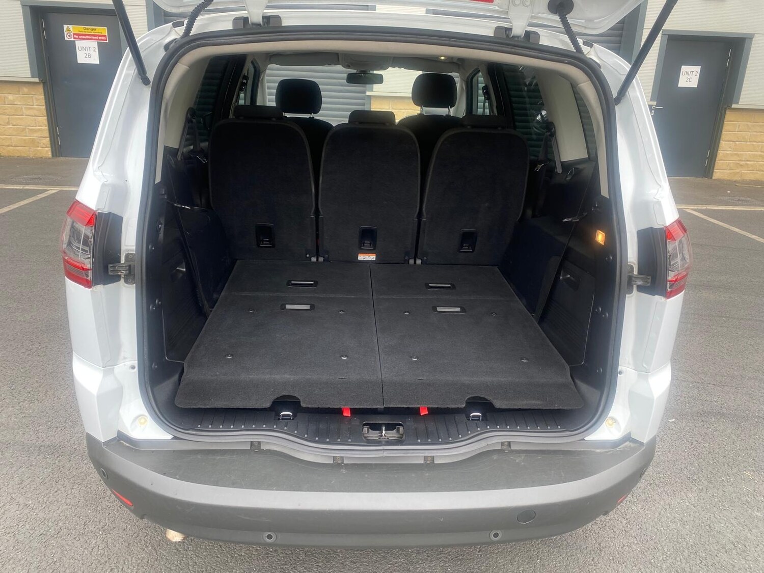 Used Ford S-Max 2013 for sale - 72336927: Photo 23