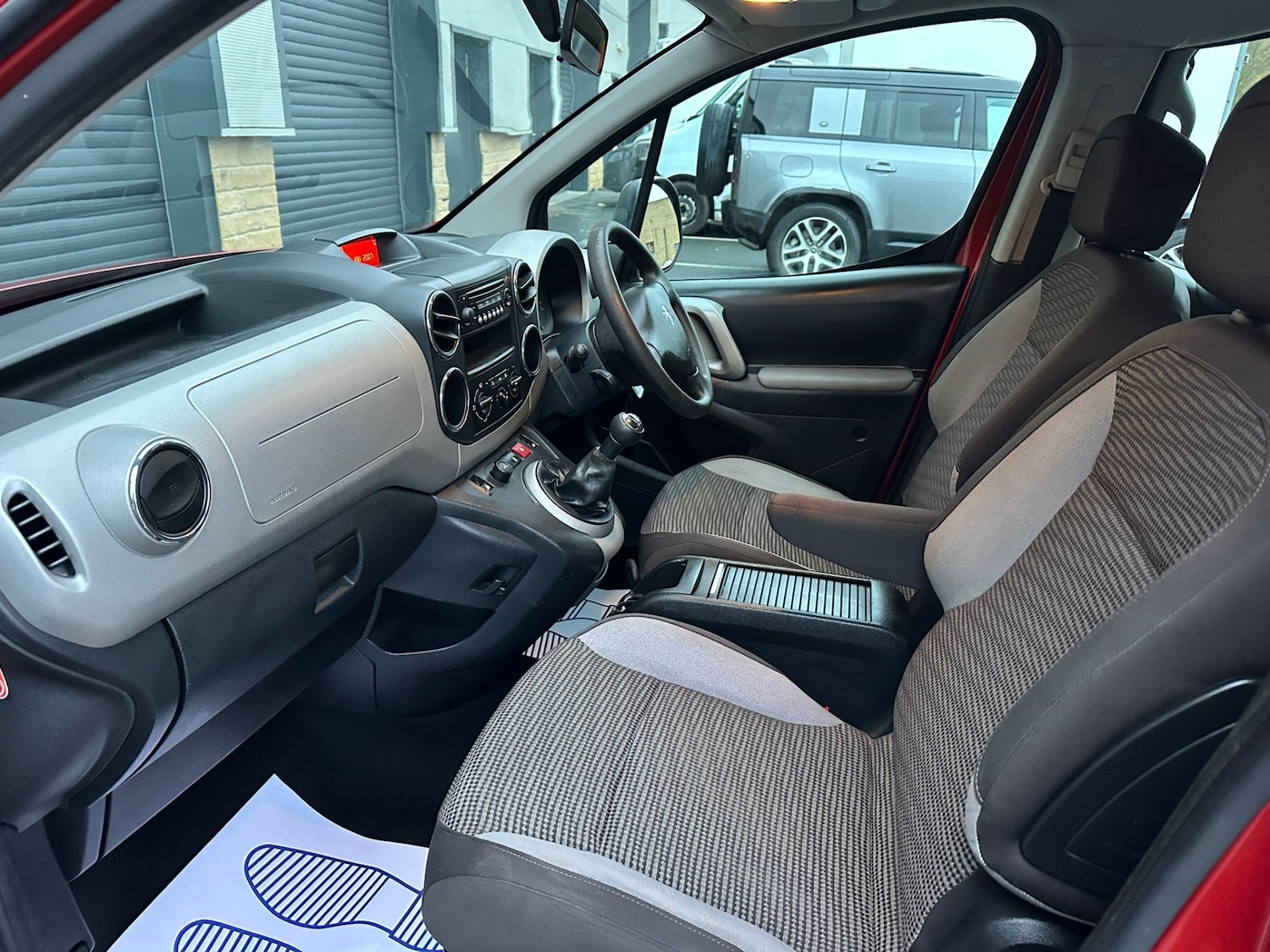 Used Peugeot Partner Tepee 2012 for sale - 76669427: Photo 11