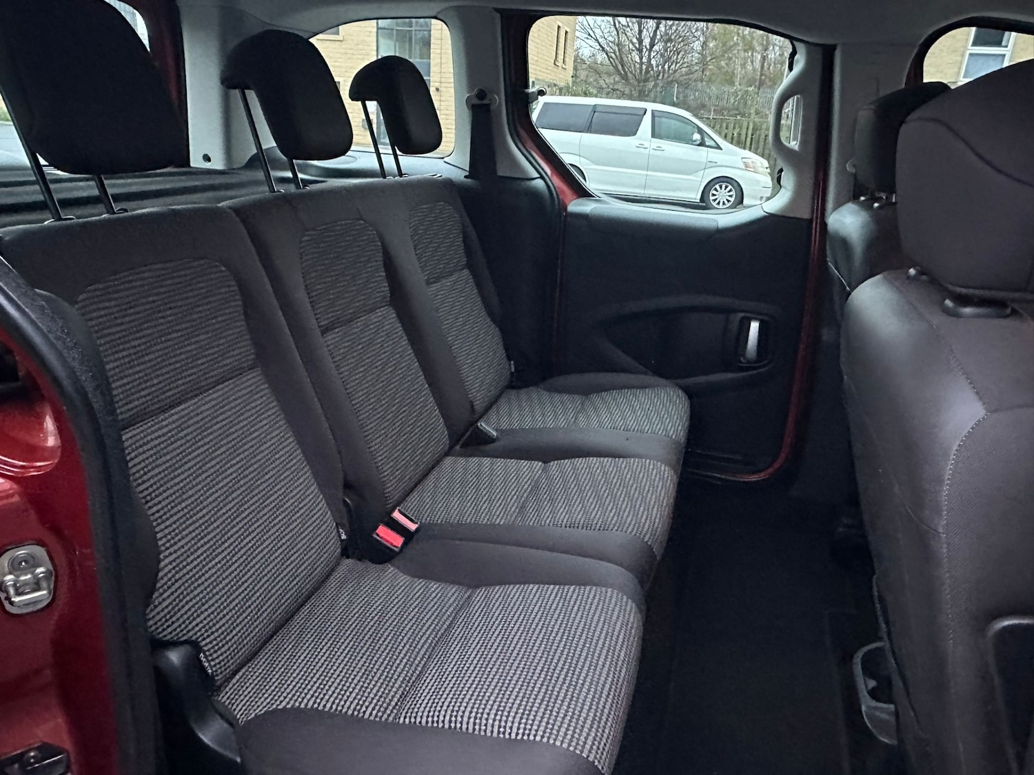 Used Peugeot Partner Tepee 2012 for sale - 76669427: Photo 19