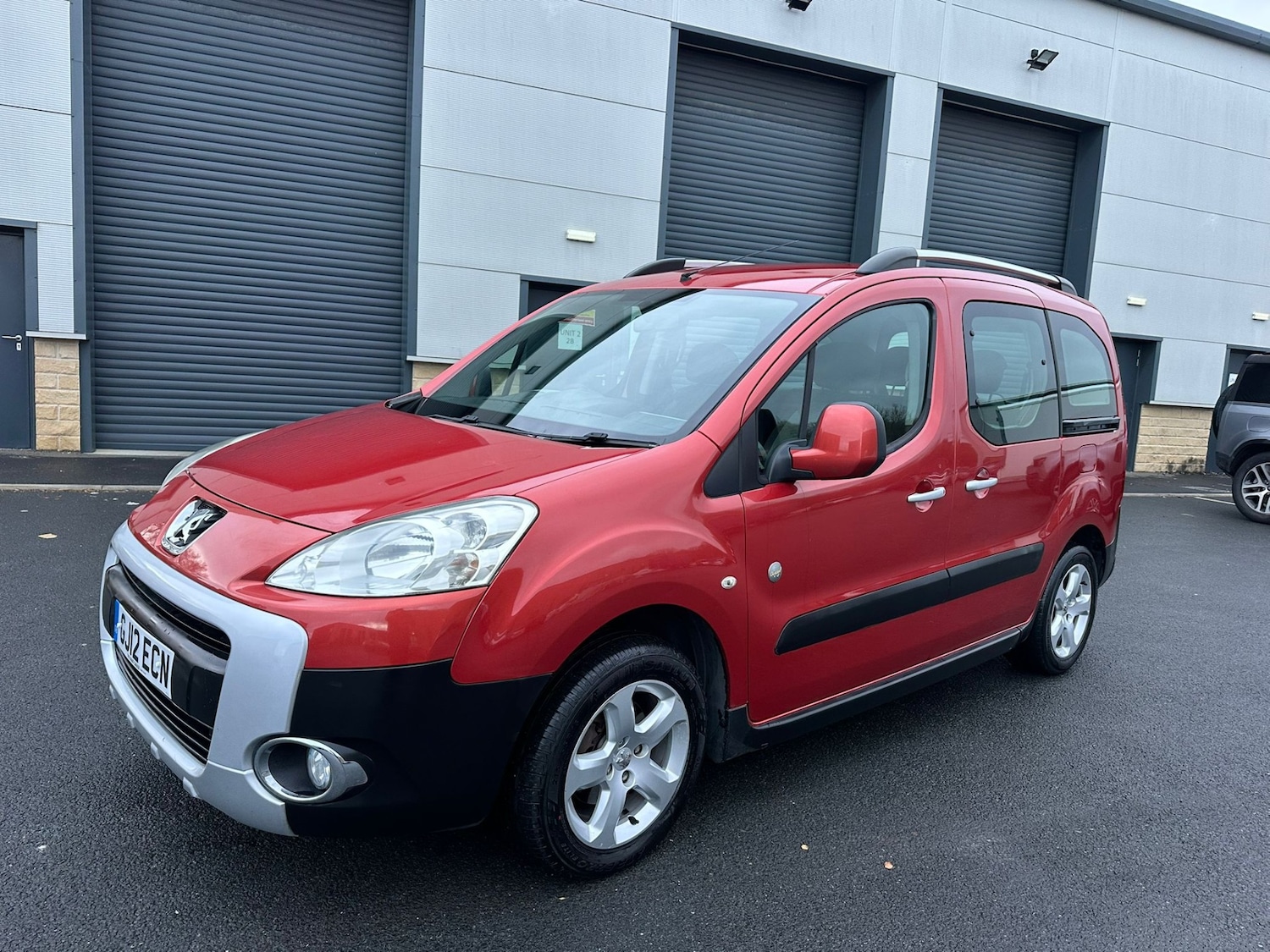 Used Peugeot Partner Tepee 2012 for sale - 76669427: Photo 3