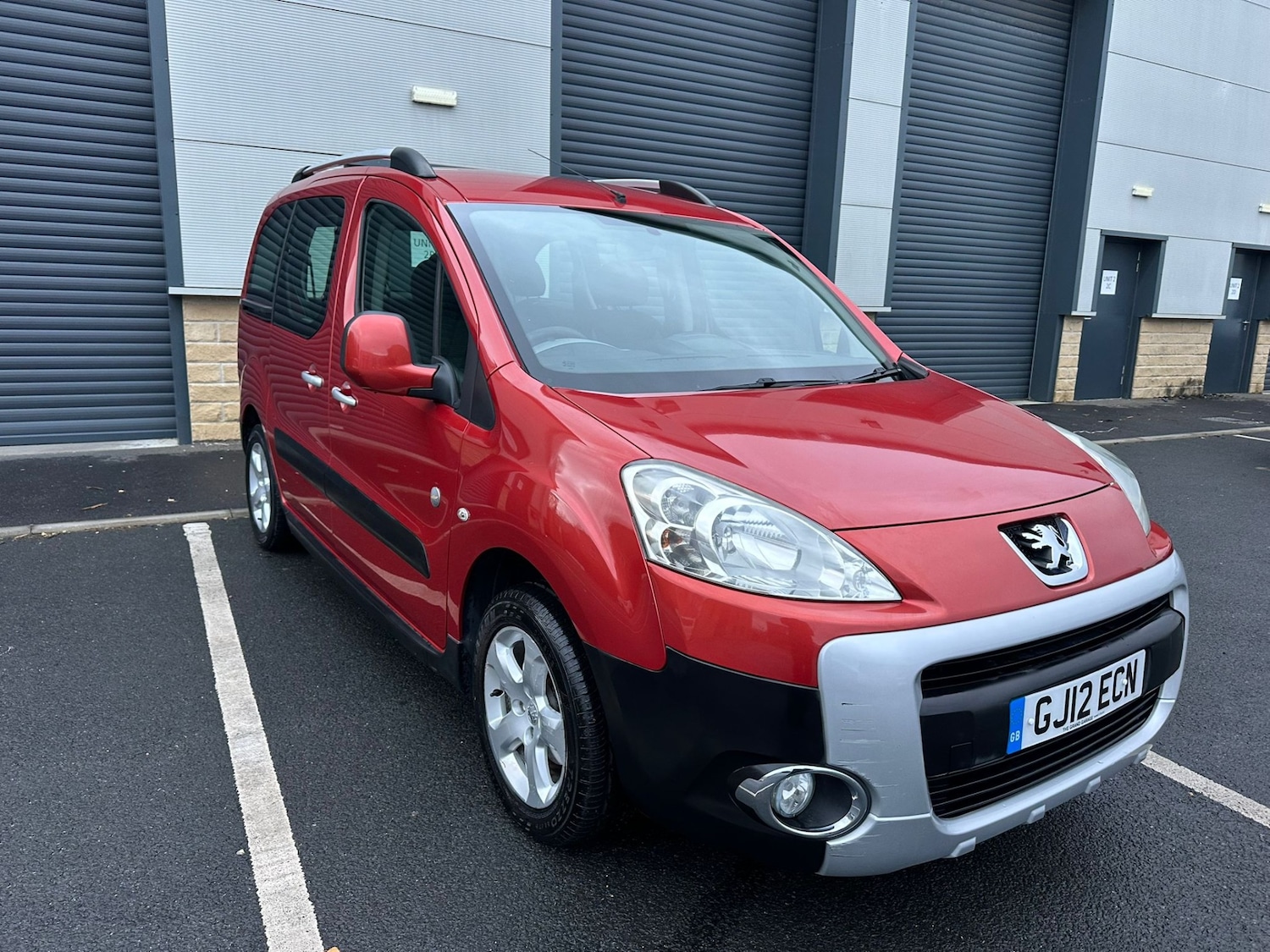 Used Peugeot Partner Tepee 2012 for sale - 76669427: Photo 5