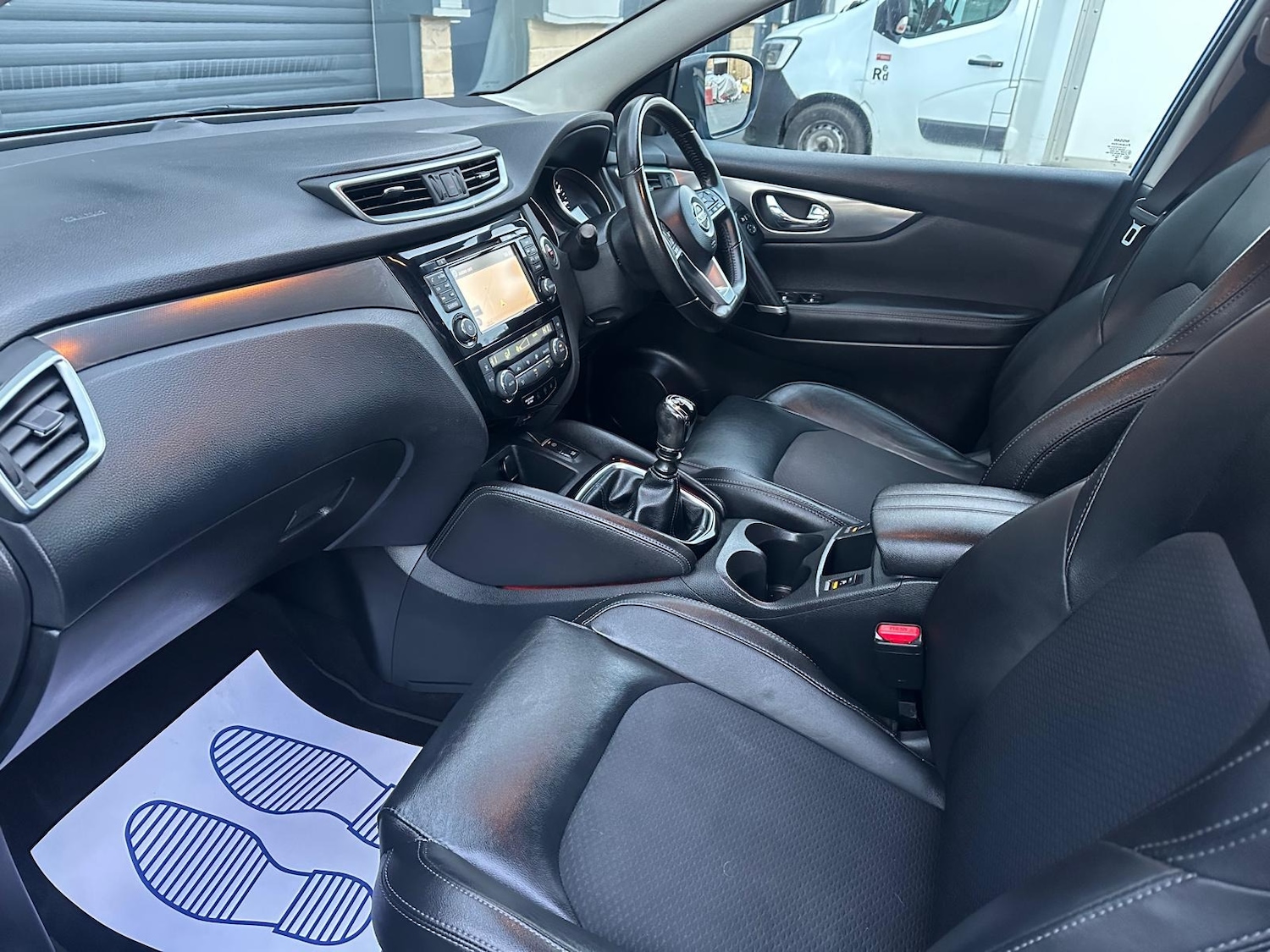 Used Nissan Qashqai 2017 for sale - 76656532: Photo 17