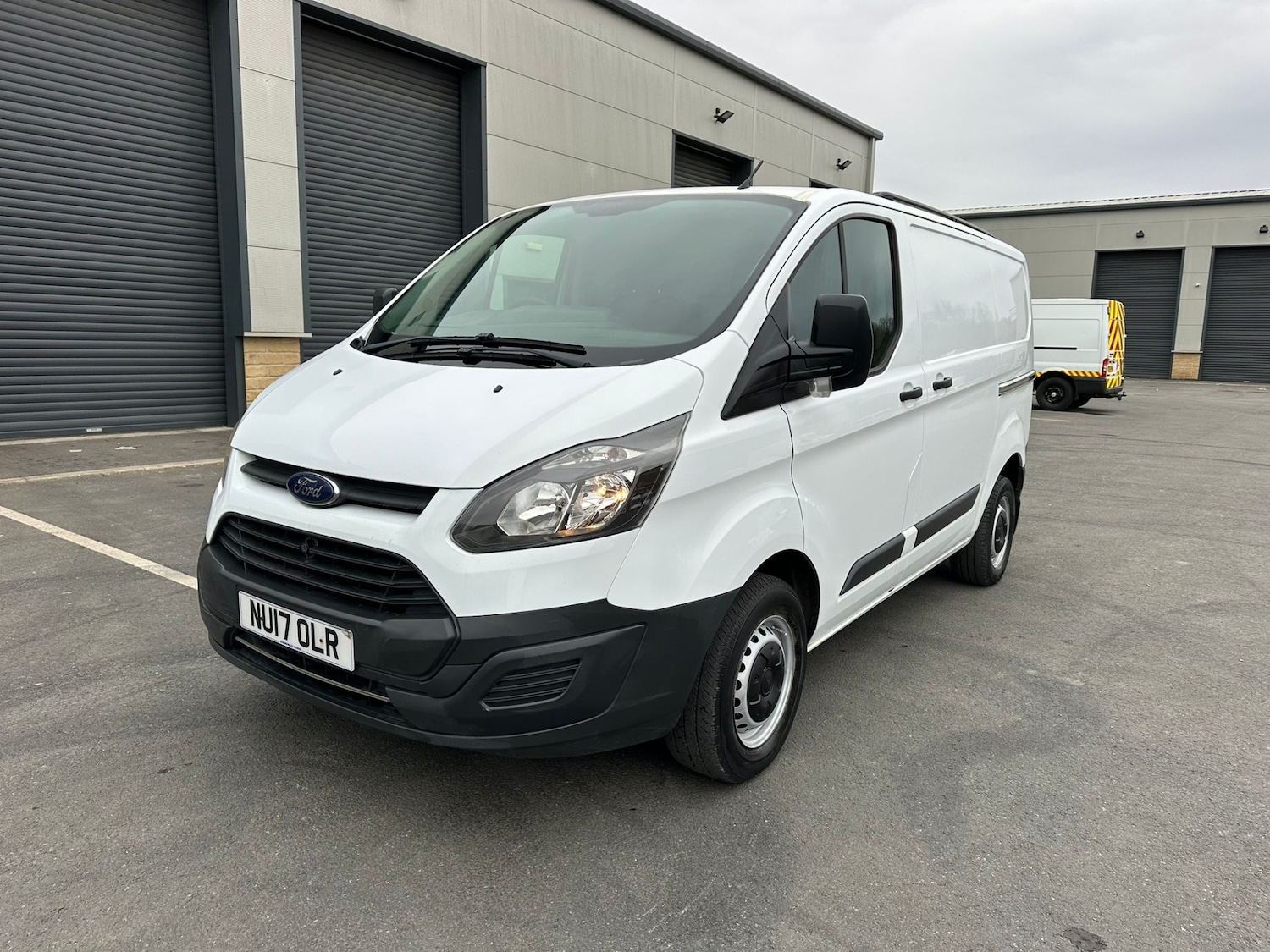 Used Ford Transit Custom 2017 for sale - 78060738: Photo 3