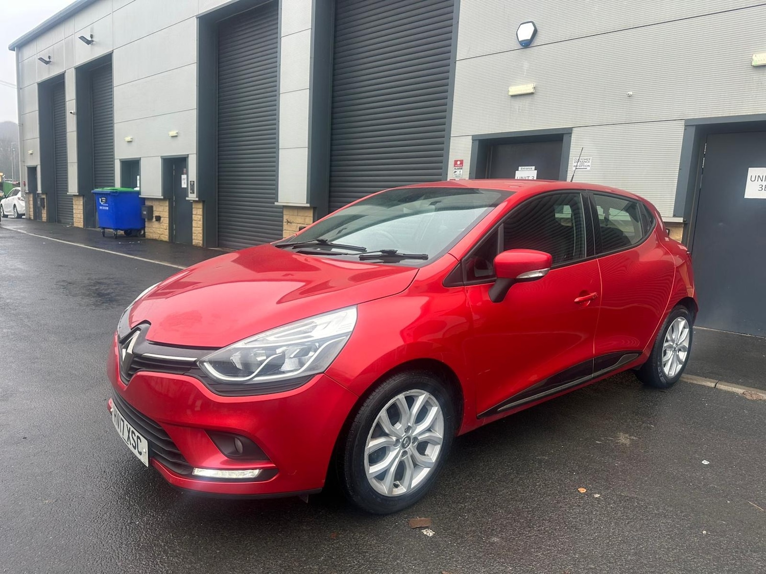 Used Renault Clio 2017 for sale - 77508876: Photo 5