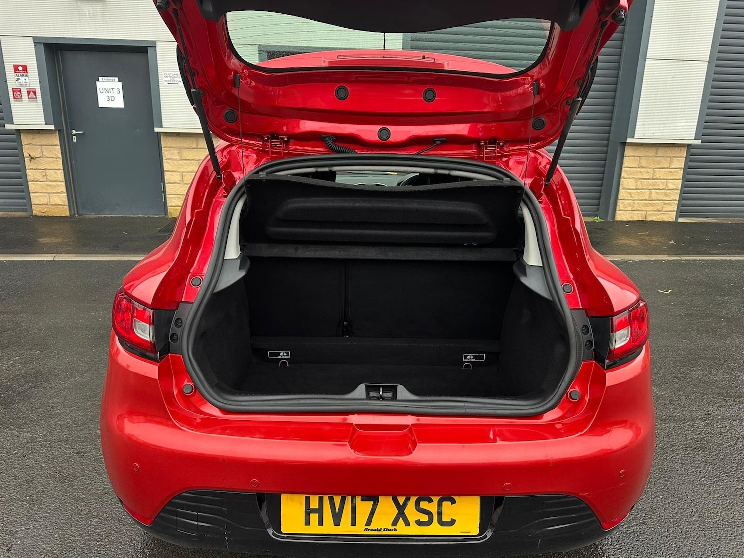 Used Renault Clio 2017 for sale - 77508876: Photo 8